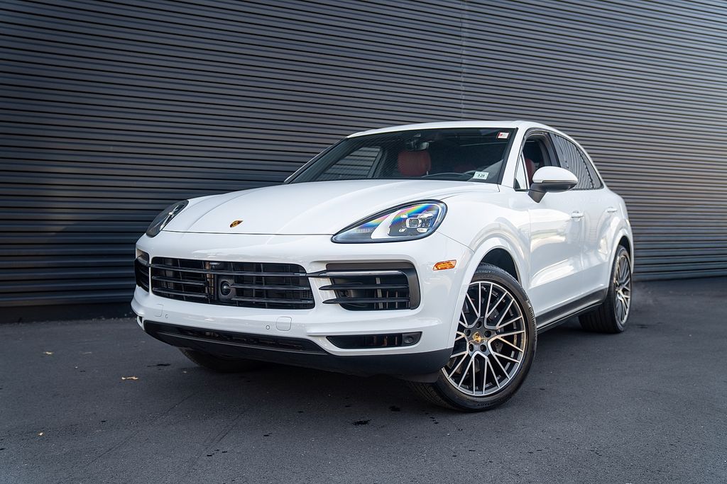 2023 Porsche Cayenne Base