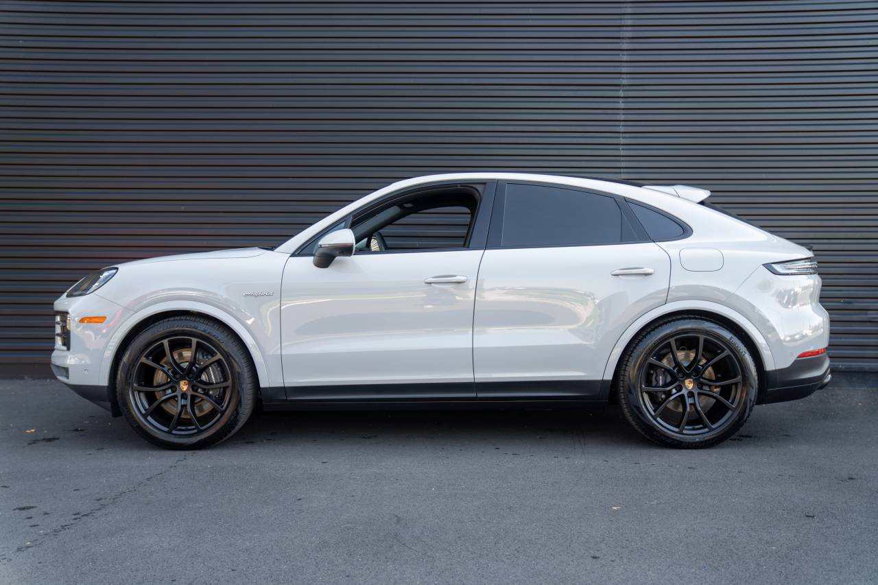 Used 2025 Porsche Cayenne Coup E-Hybrid with VIN WP1BE2AY1SDA37742 for sale in Lawrence Township, NJ