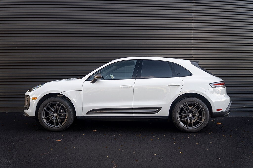Certified 2024 Porsche Macan  SUV