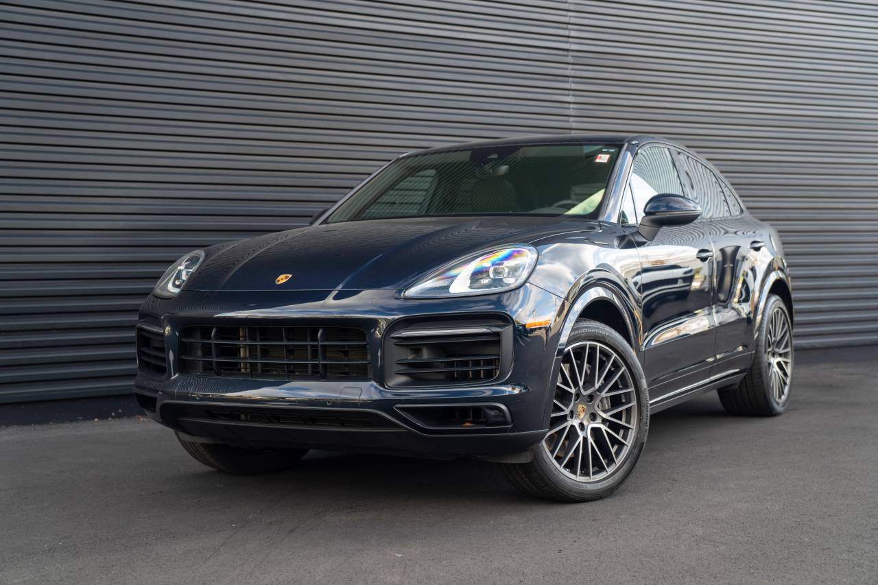 2022 Porsche Cayenne Coup Base's photo