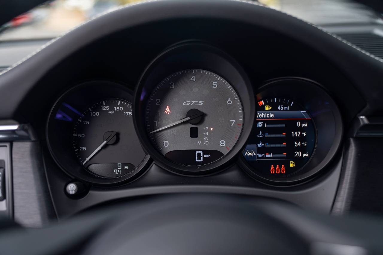 2026 Porsche Macan GTS - Photo 17