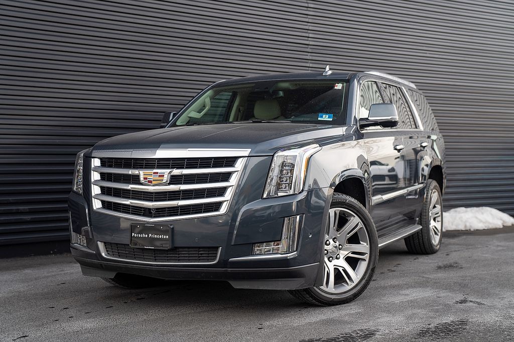 2020 Cadillac Escalade Luxury