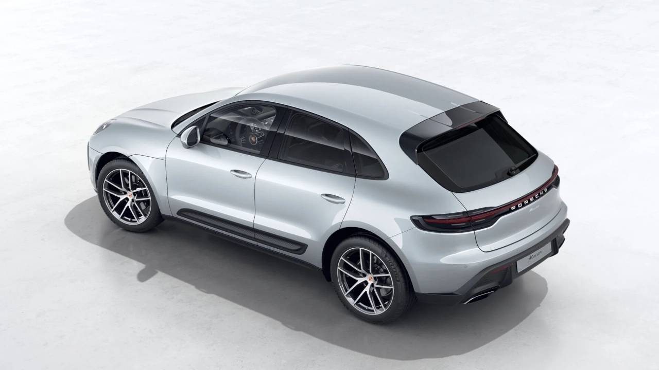 2026 Porsche Macan T photo 4