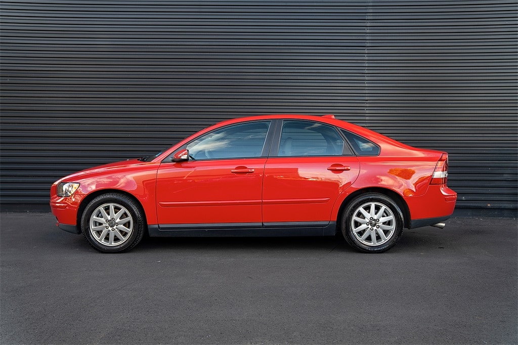 Used 2006 Volvo S40 T5 with VIN YV1MS682462169014 for sale in Lawrence Township, NJ