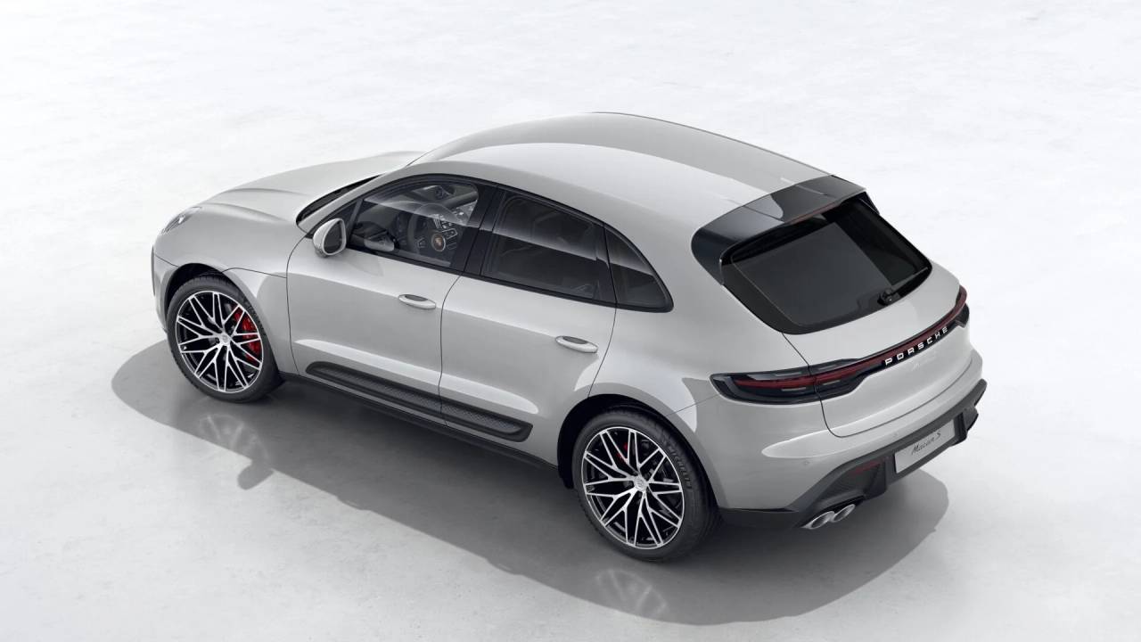 2026 Porsche Macan S photo 3