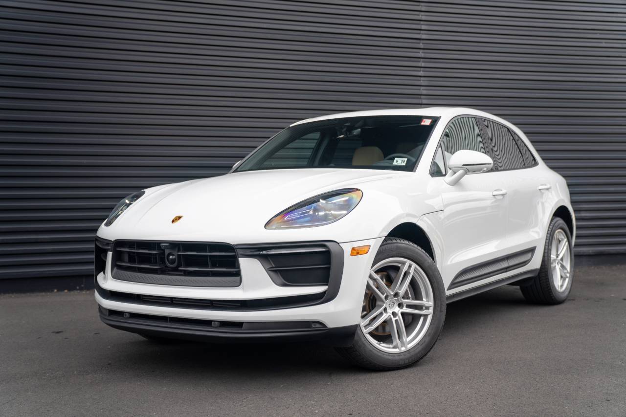 2026 Porsche Macan's photo