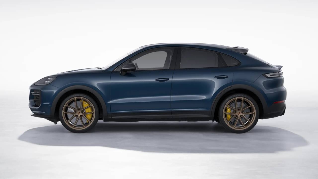 2026 Porsche Cayenne Coupe Turbo GT photo 2