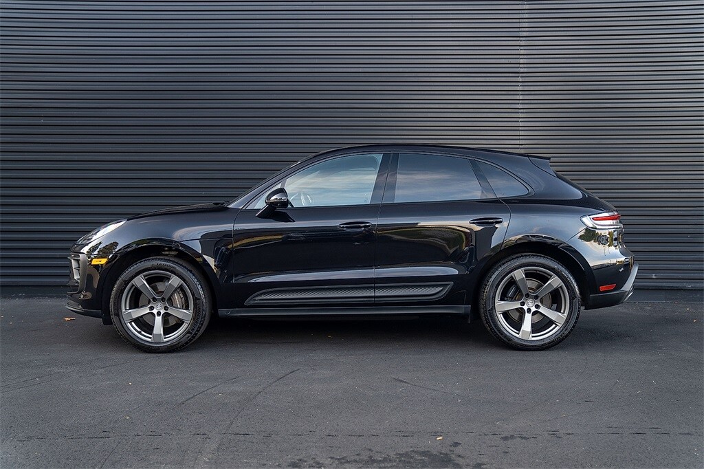 Certified 2024 Porsche Macan  SUV