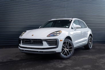 2025 Porsche Macan SUV
