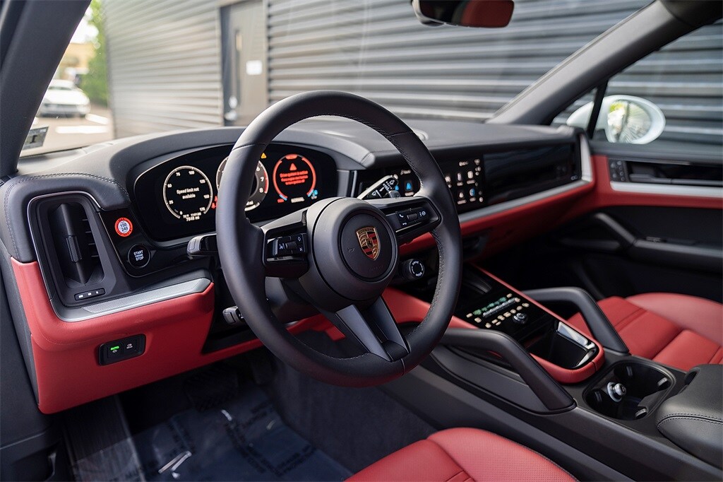 Certified 2025 Porsche Cayenne  SUV
