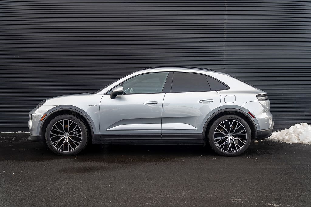 Certified 2025 Porsche Macan Base with VIN WP1AD2XA3SL076327 for sale in Lawrence Township, NJ
