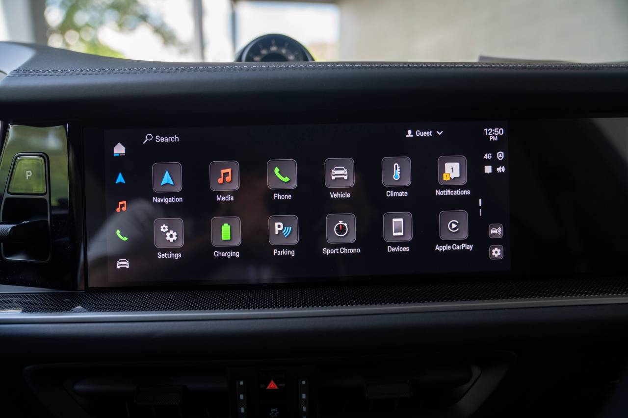 2025 Porsche Cayenne Coup Turbo E-Hybrid - Photo 20