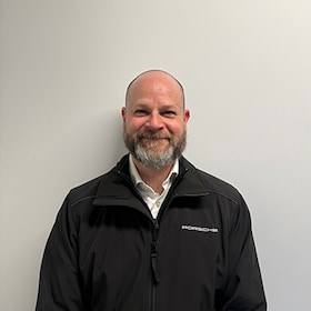 Staff member Alexander Demsky from ID_731d6b