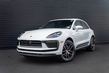 2025 Porsche Macan SUV