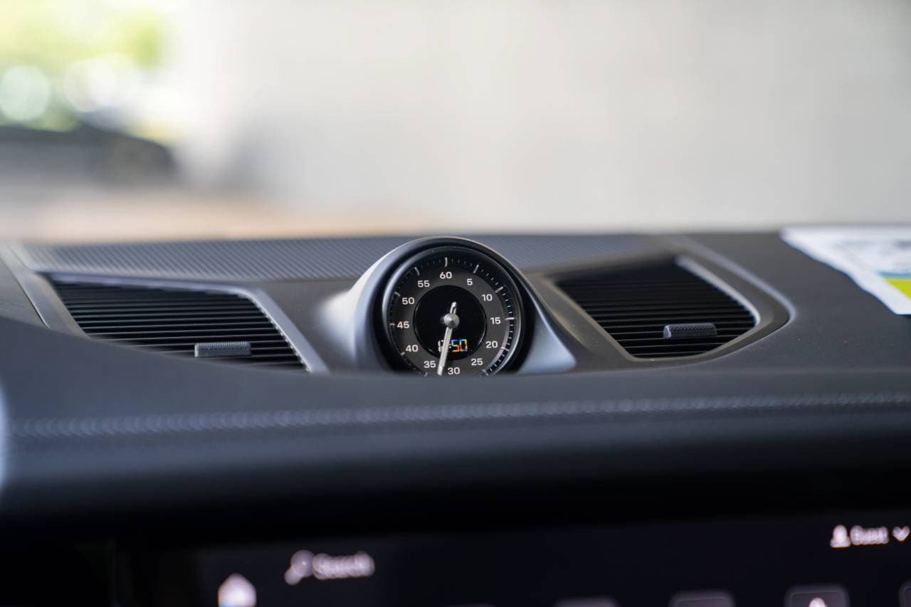 2025 Porsche Cayenne Coup Turbo E-Hybrid - Photo 18