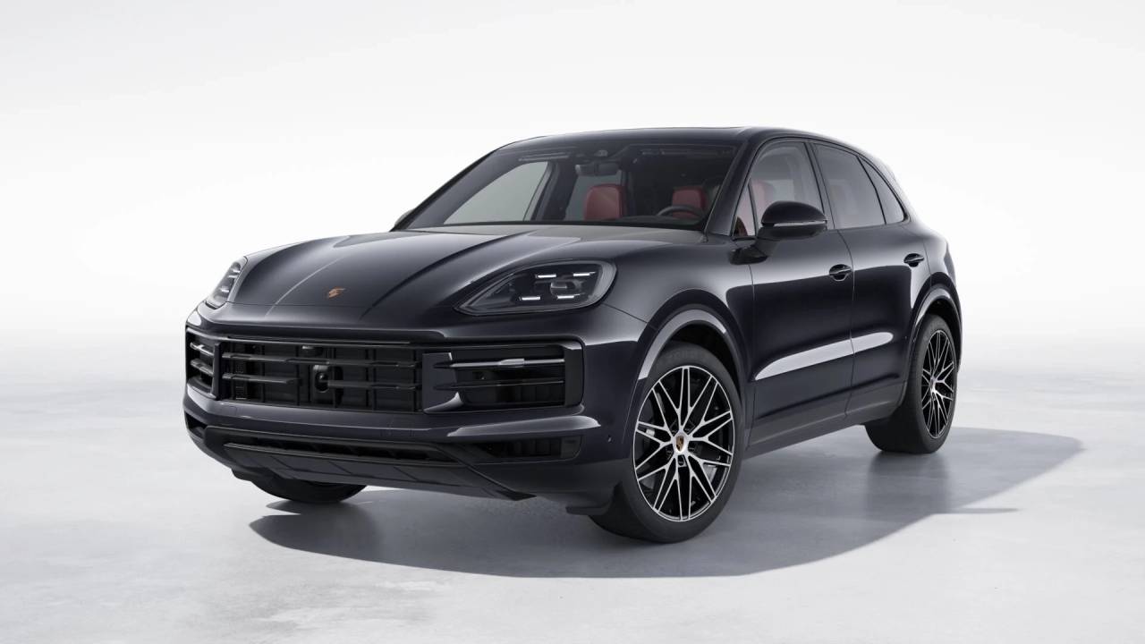 2024 Porsche Cayenne Base's photo