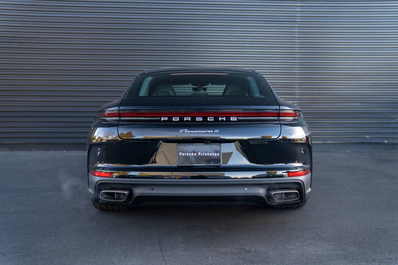 2026 Porsche Panamera Base - Photo 9