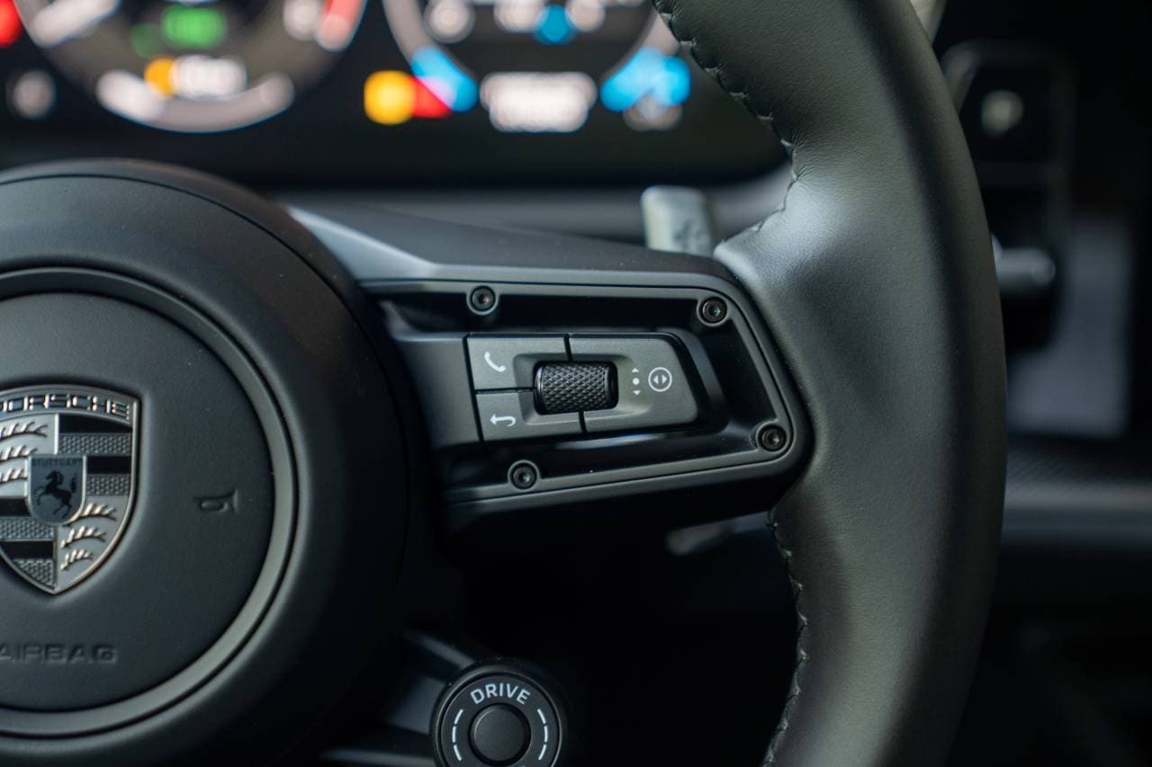 2025 Porsche Cayenne Coup Turbo E-Hybrid - Photo 15