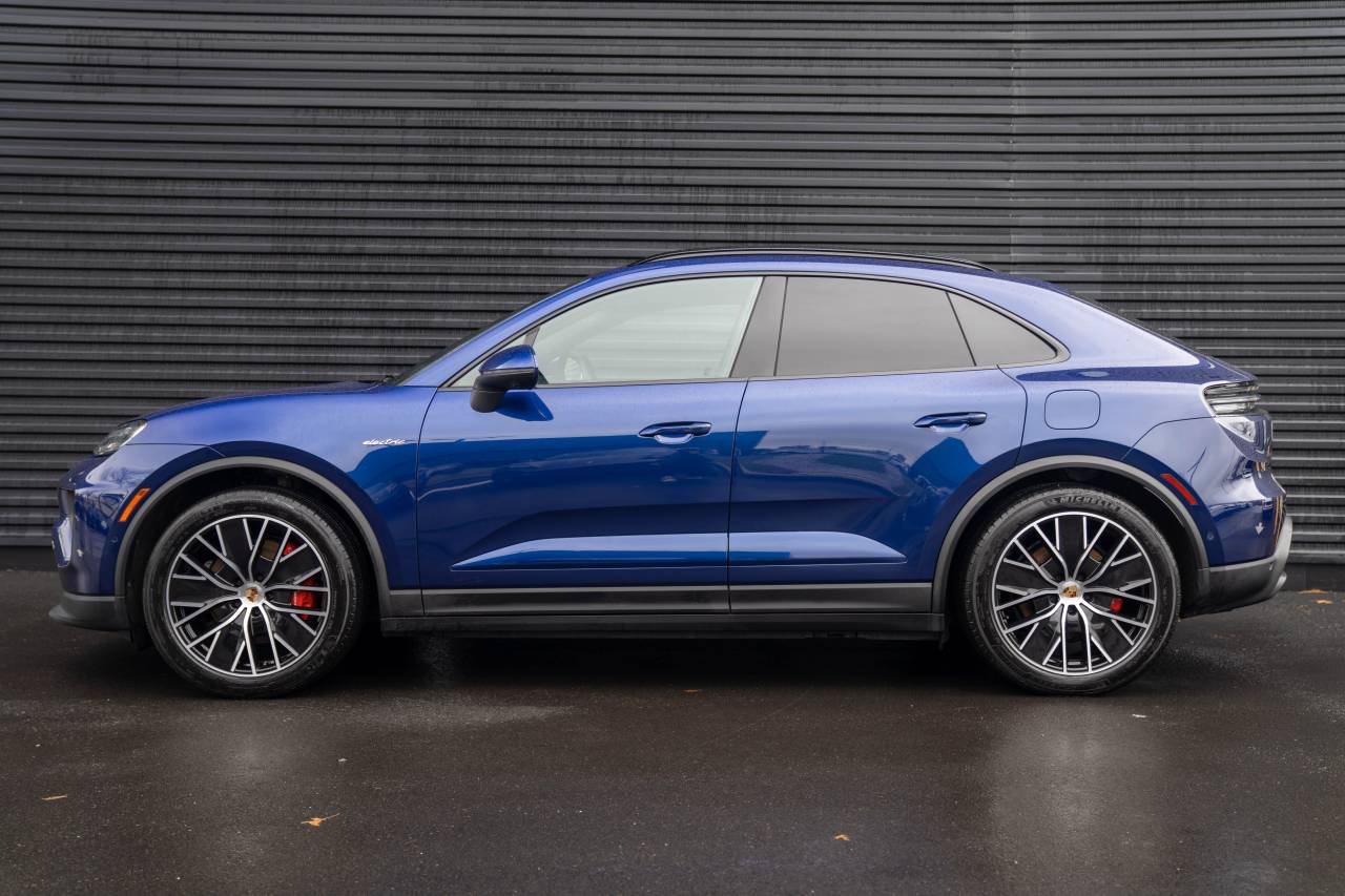 Certified 2025 Porsche Macan S with VIN WP1AB2XA5SL152555 for sale in Lawrence Township, NJ
