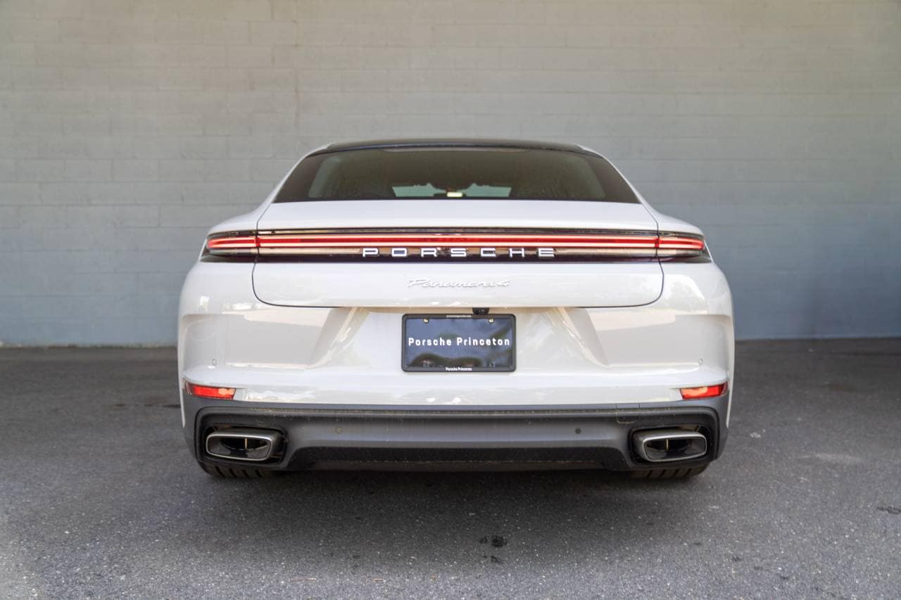 2026 Porsche Panamera Base - Photo 11