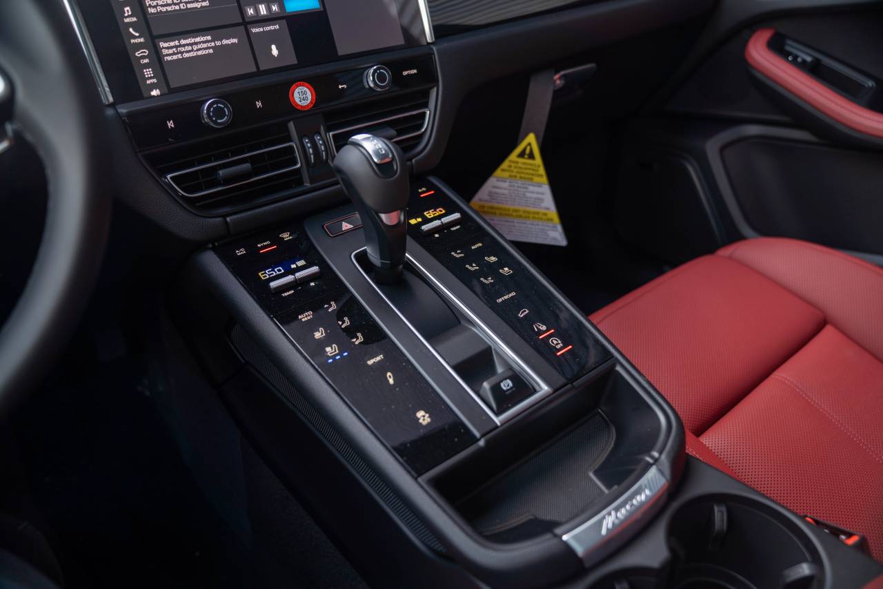 2026 Porsche Macan S - Photo 20