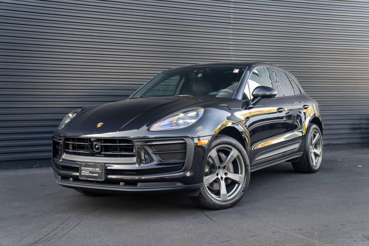 2024 Porsche Macan Base