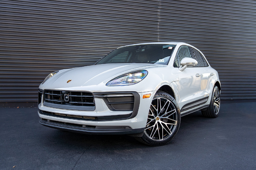 2023 Porsche Macan