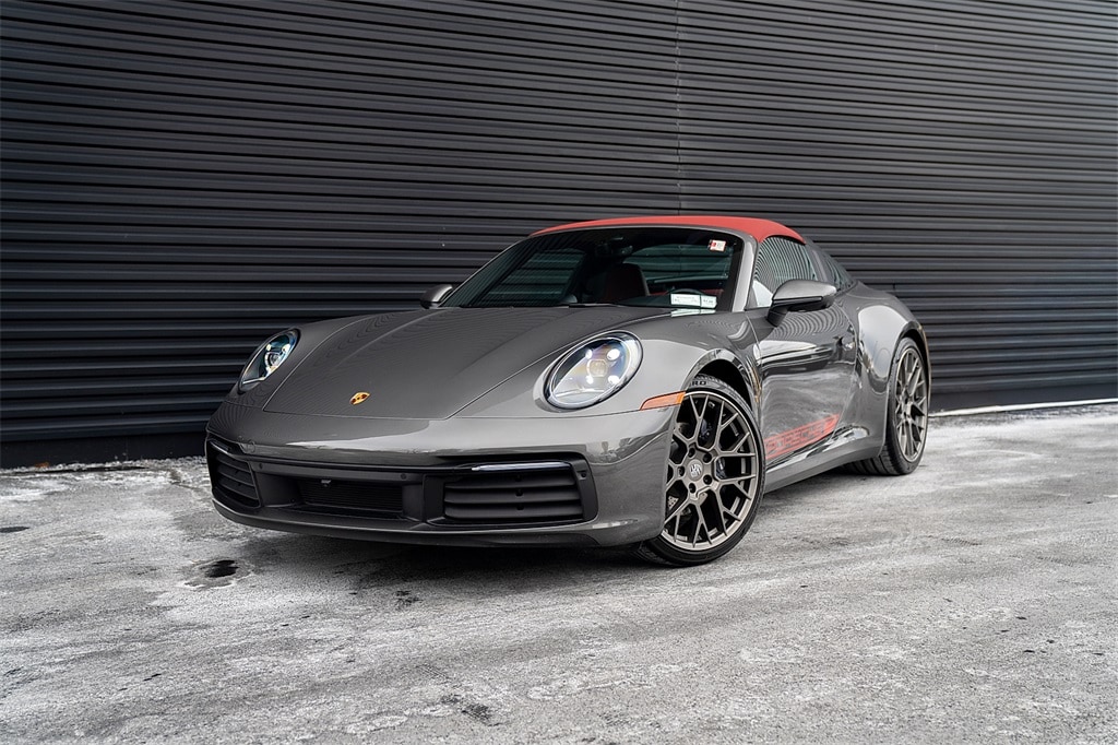 2022 Porsche 911 Base's photo