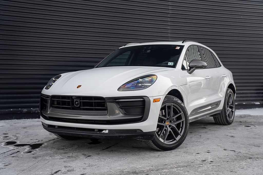 2026 Porsche Macan T