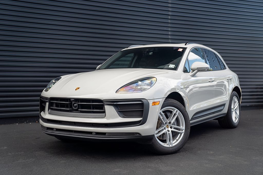2026 Porsche Macan