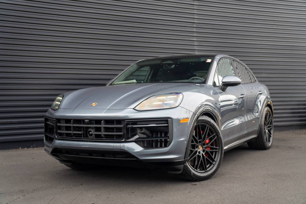 2026 Porsche Cayenne Coup GTS