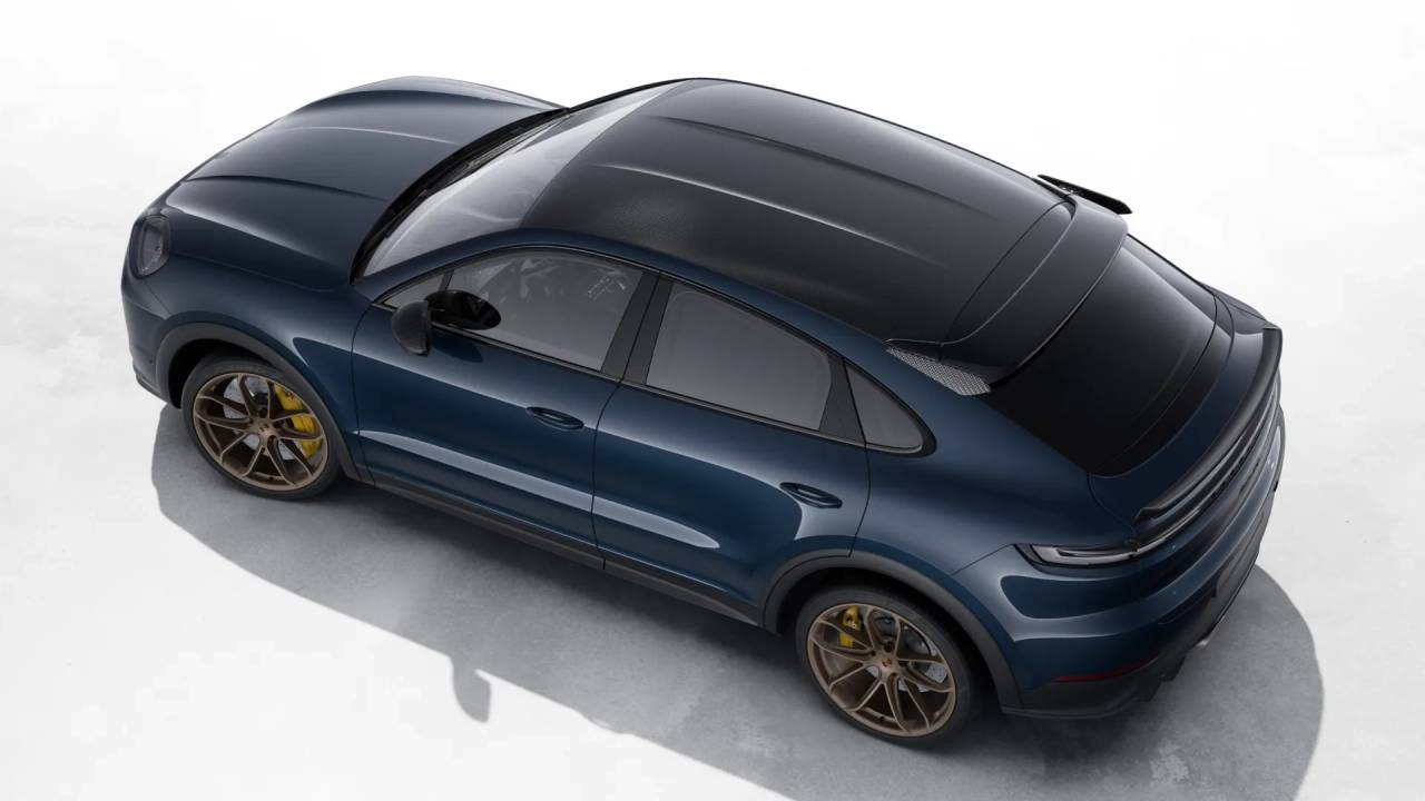 2026 Porsche Cayenne Coupe Turbo GT photo 4
