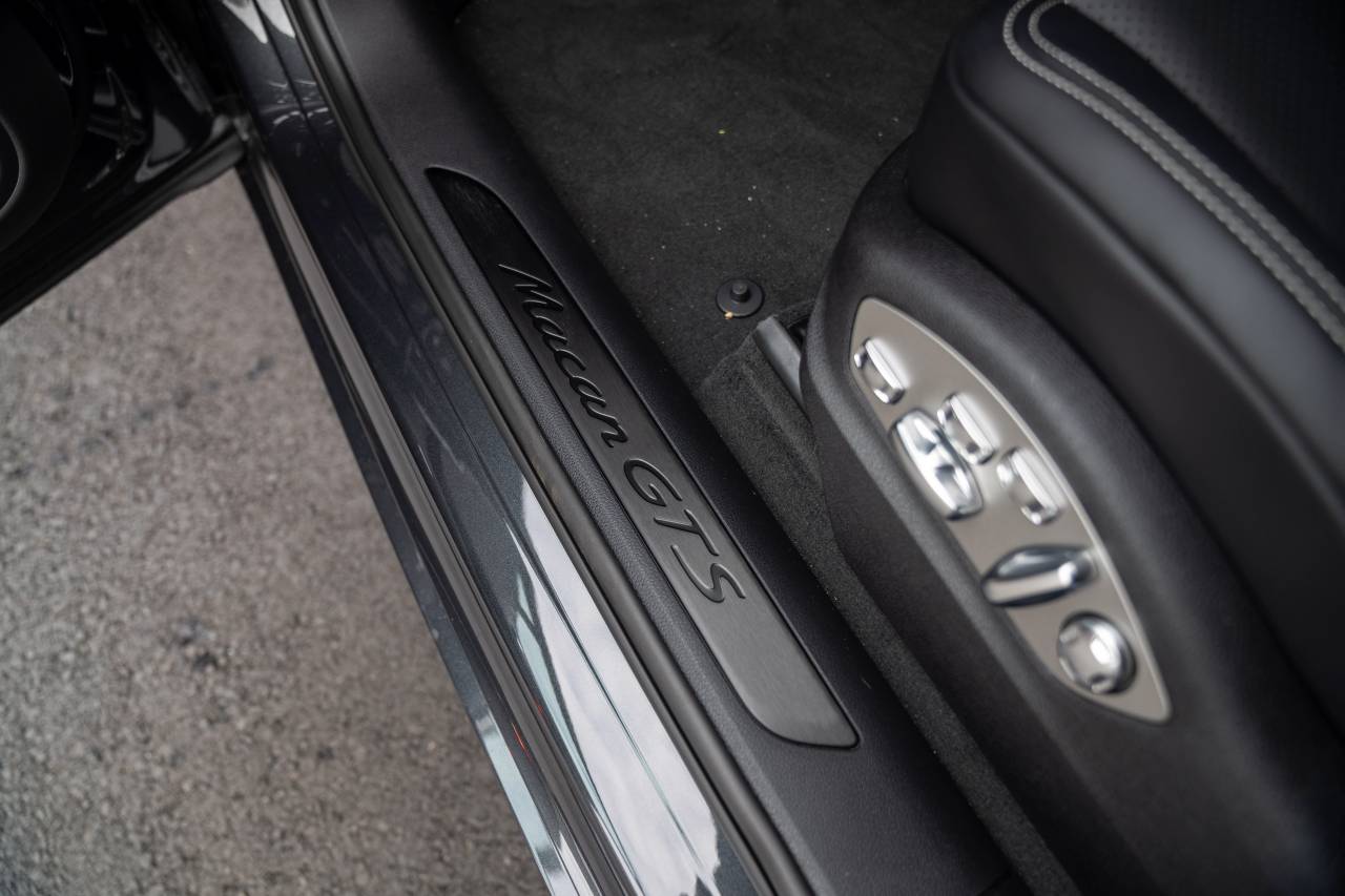 2026 Porsche Macan GTS - Photo 27