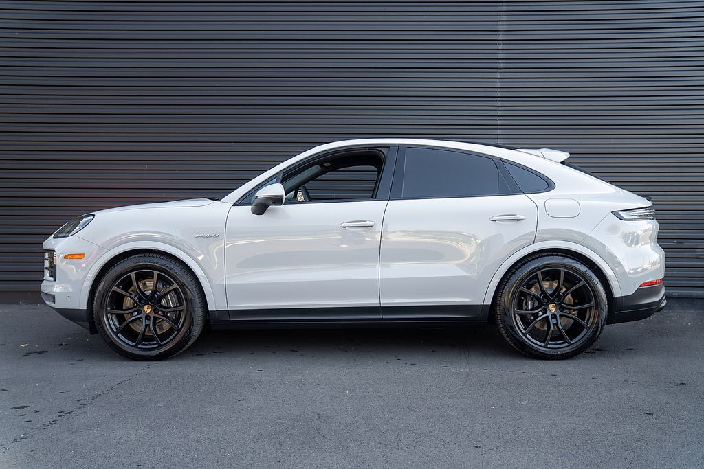 Used 2025 Porsche Cayenne Coup E-Hybrid with VIN WP1BE2AY1SDA37742 for sale in Lawrence Township, NJ