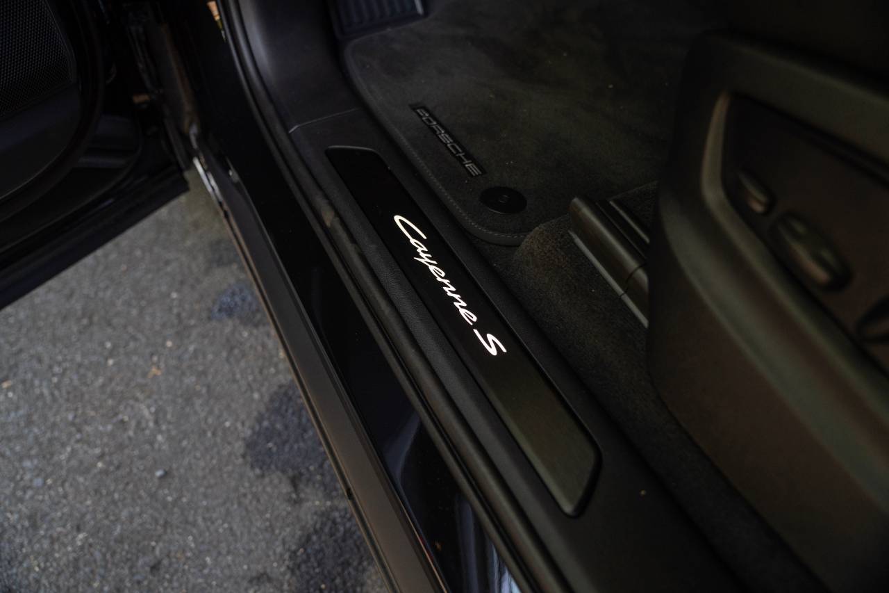 2026 Porsche Cayenne S E-Hybrid - Photo 29