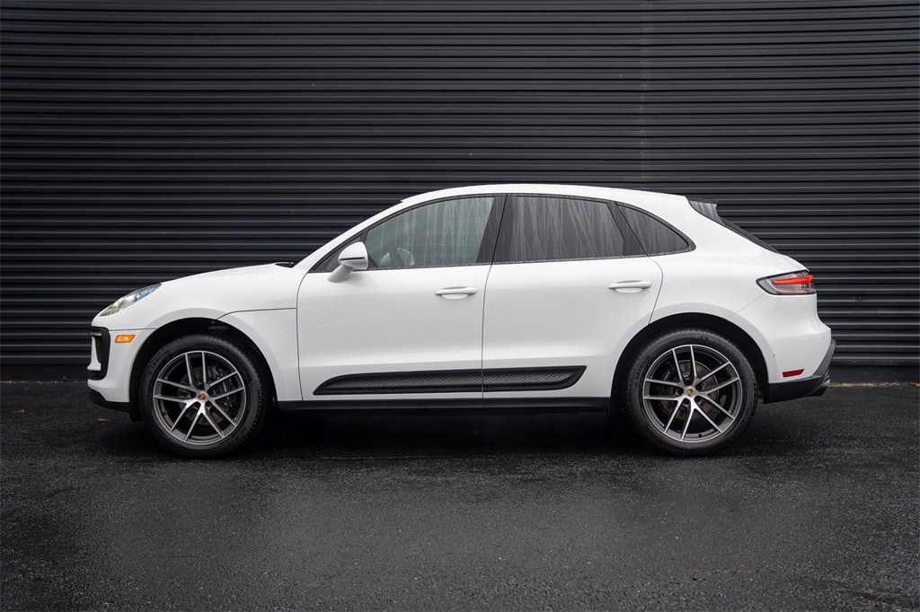 Certified 2025 Porsche Macan  SUV