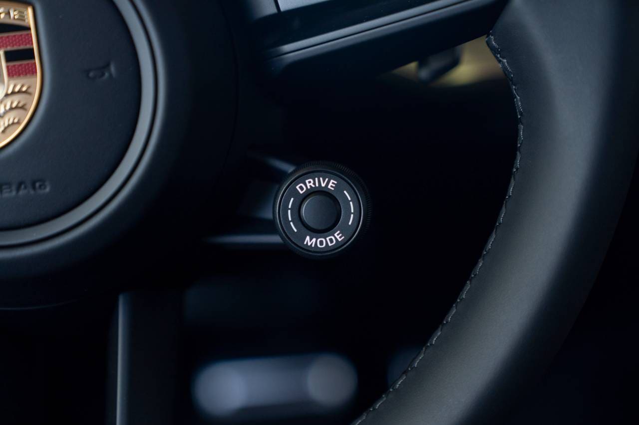 2026 Porsche Cayenne S E-Hybrid - Photo 16