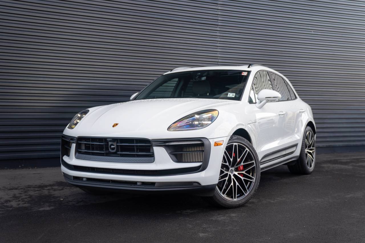 2025 Porsche Macan S