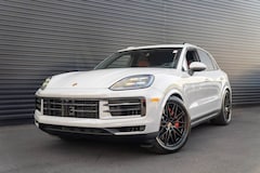 2026 Porsche Cayenne E-Hybrid S SUV