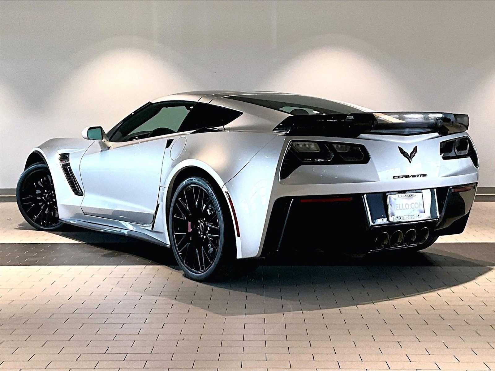 2018 Chevrolet Corvette Z06 3LZ photo 3