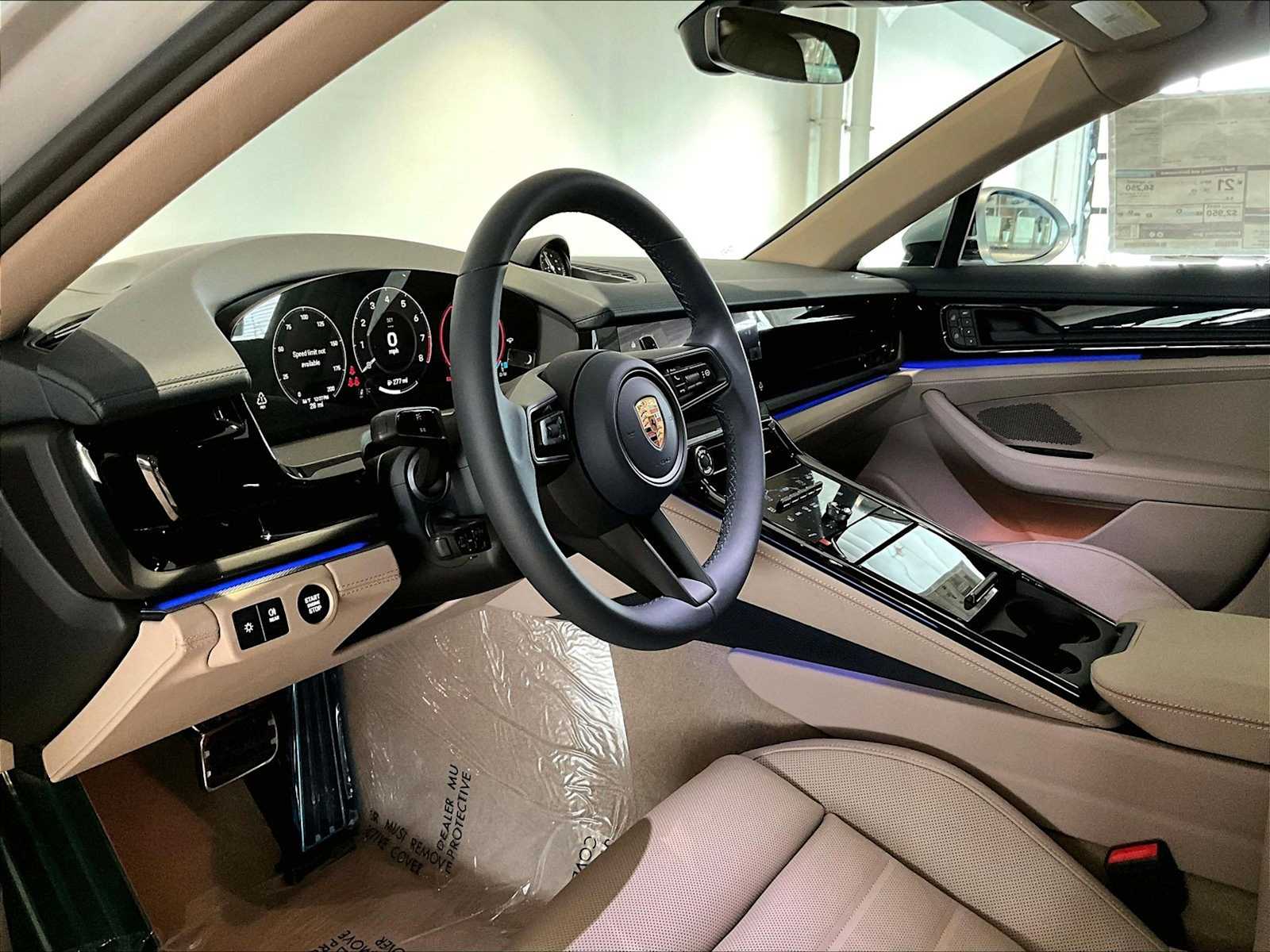 2026 Porsche Panamera 4 photo 4
