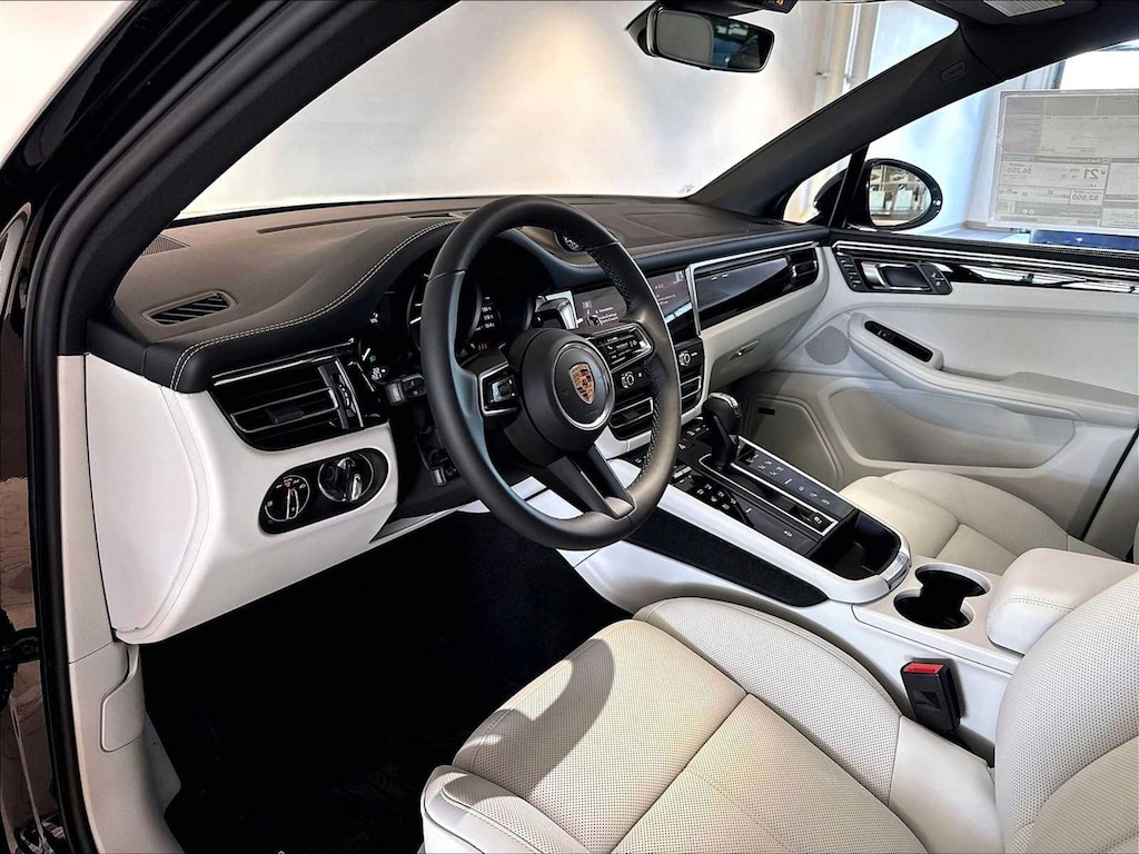 New 2026 Porsche Macan AWD SUV