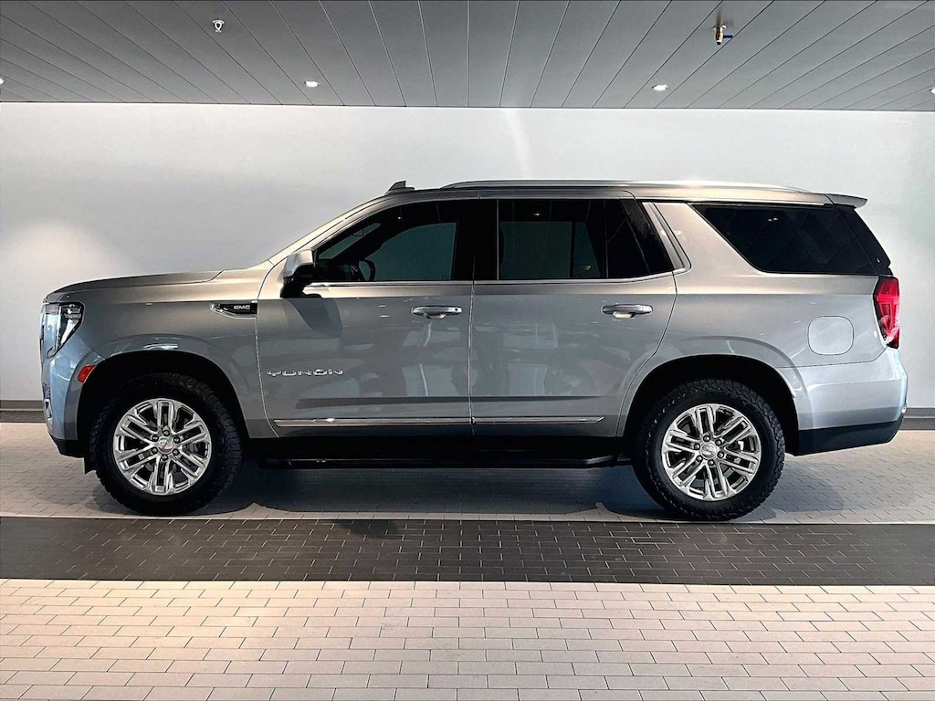 Used 2023 GMC Yukon SLT 4WD 4dr SUV