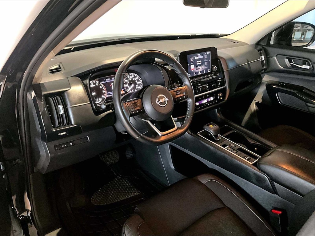 Used 2022 Nissan Pathfinder SV 2WD SUV
