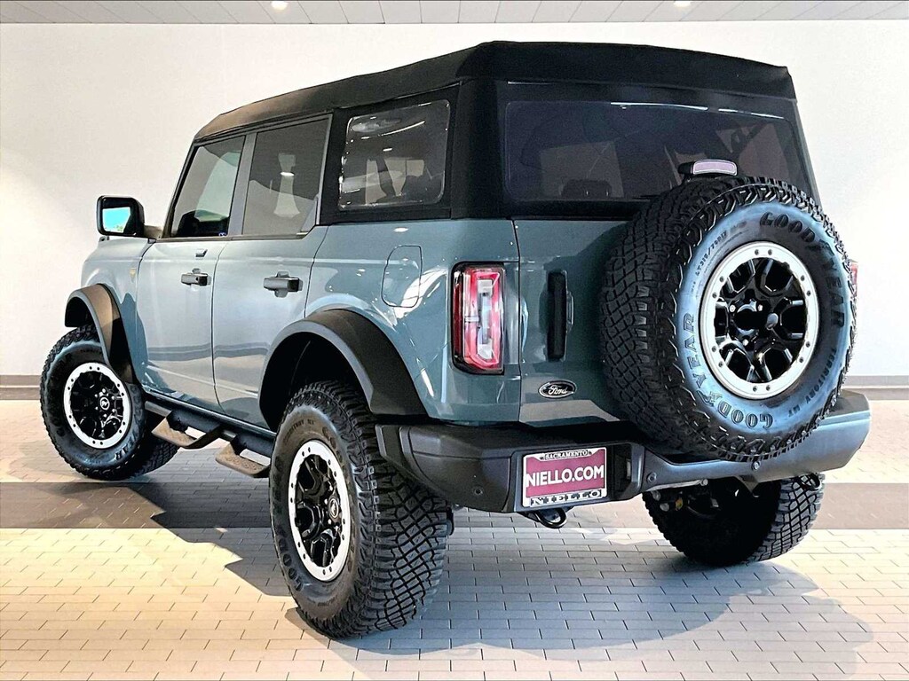 Used 2023 Ford Bronco Badlands 4 Door Advanced 4x4 SUV