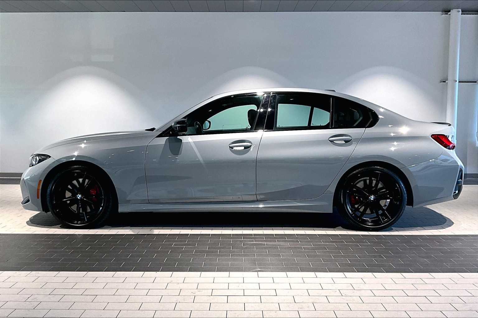2023 Bmw 330i photo 2