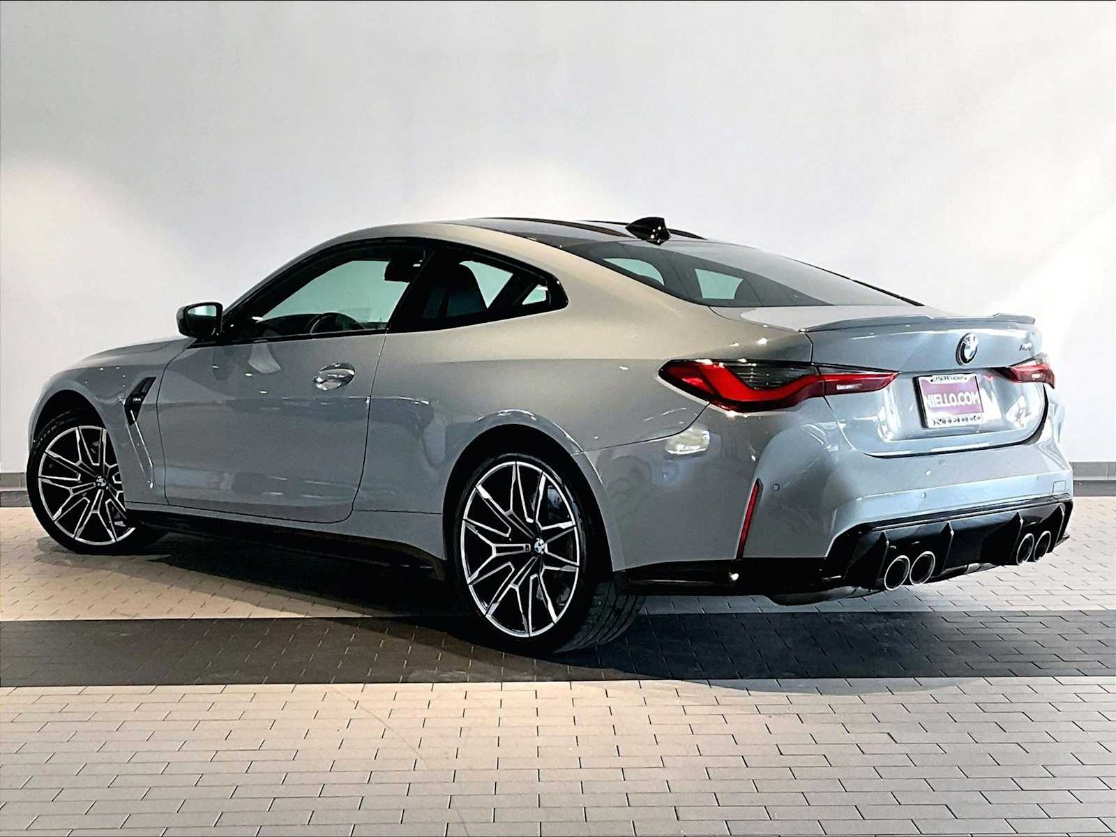 2022 Bmw M4 Coupe photo 3