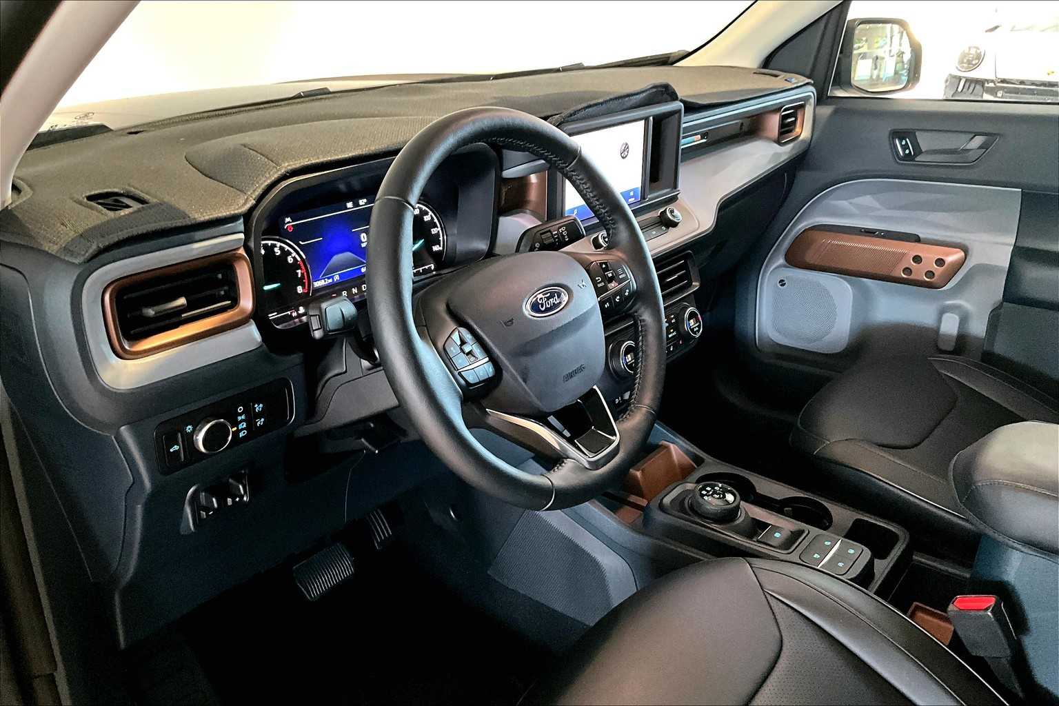 2022 Ford Maverick Lariat photo 3