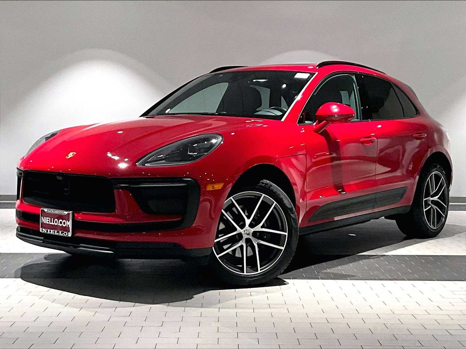 2024 Porsche Macan Base