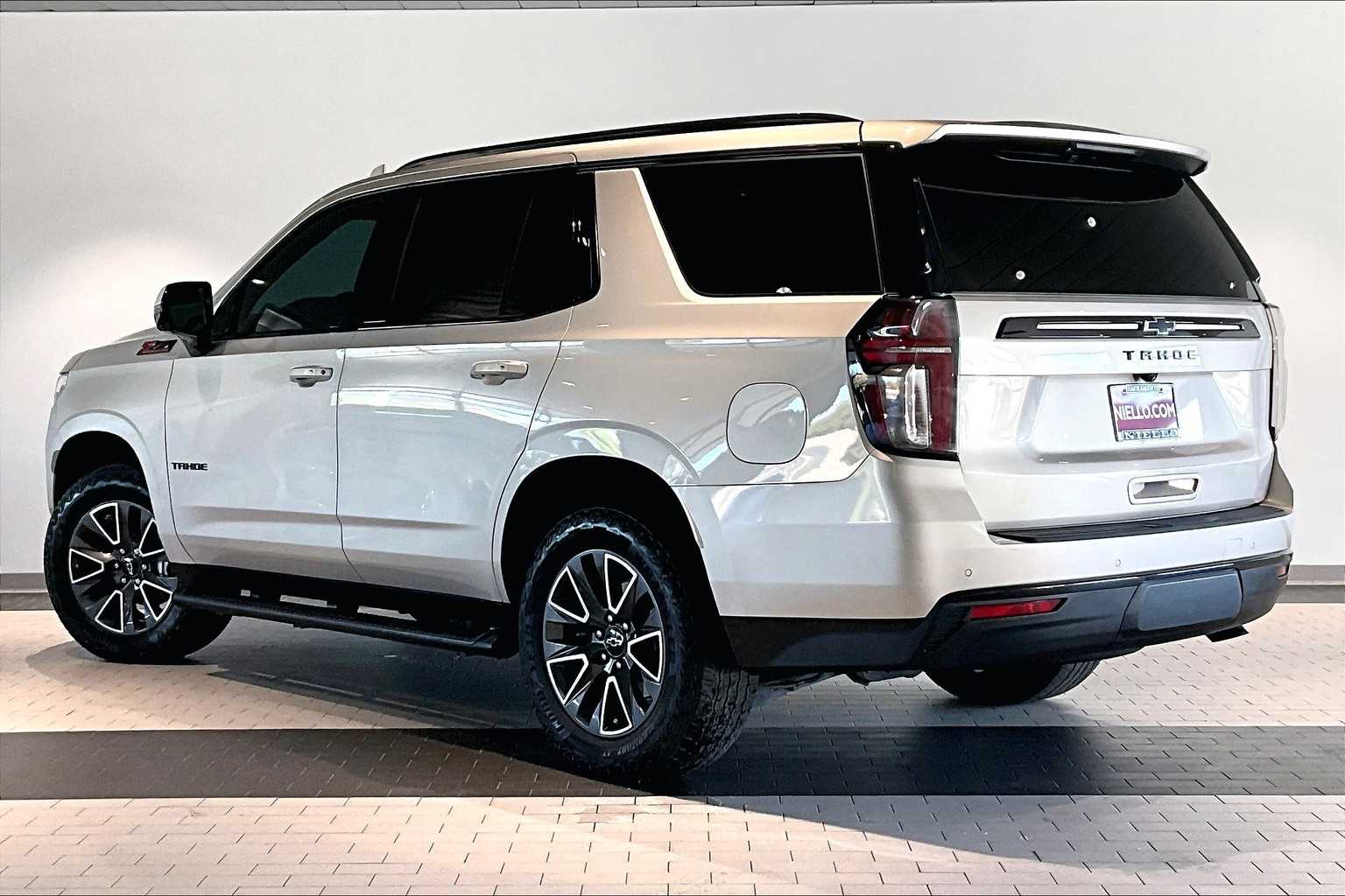 2024 Chevrolet Tahoe Z71 photo 3